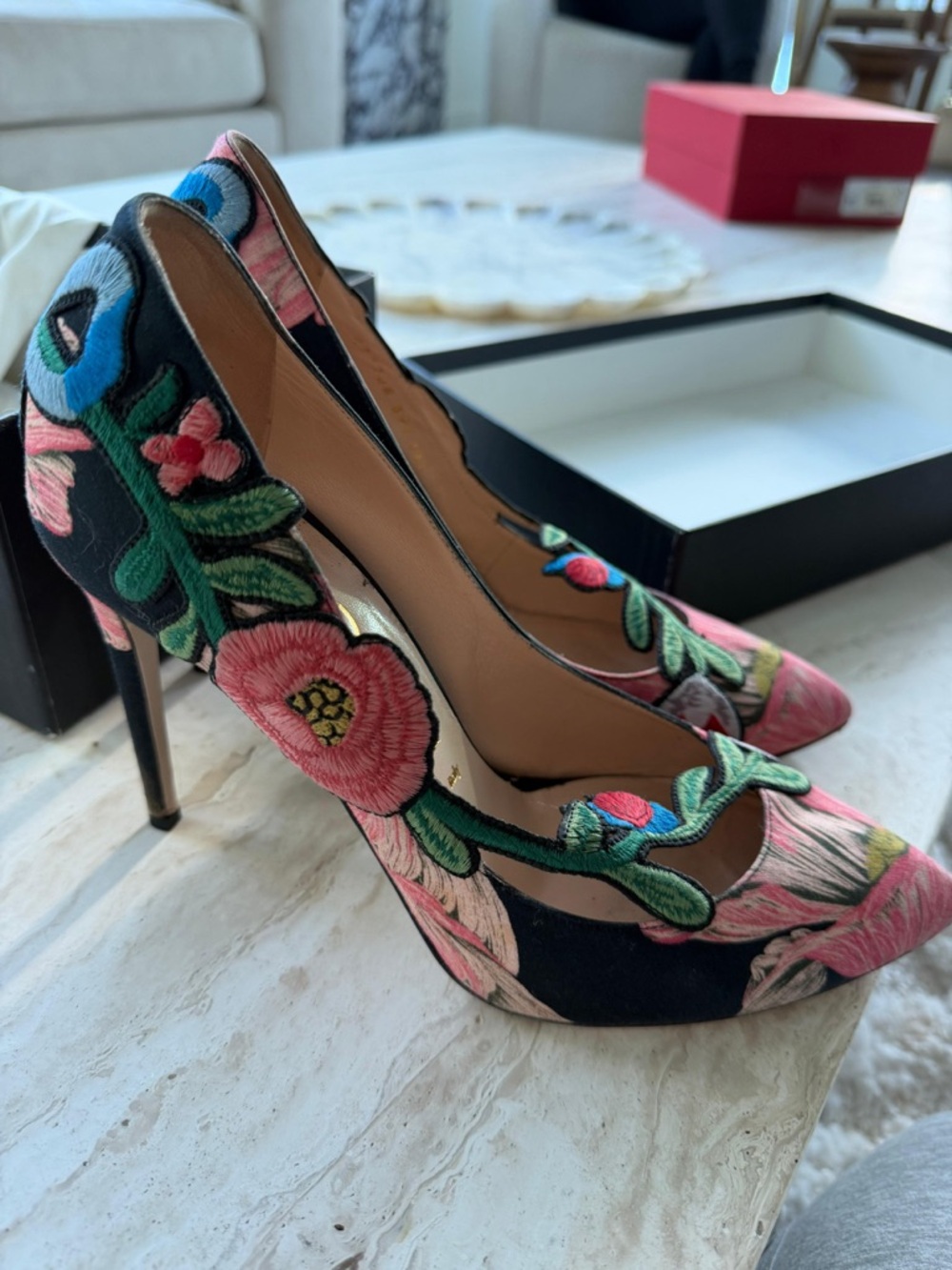 Gucci Black Floral Embroidered Pink & Green Stiletto Pumps